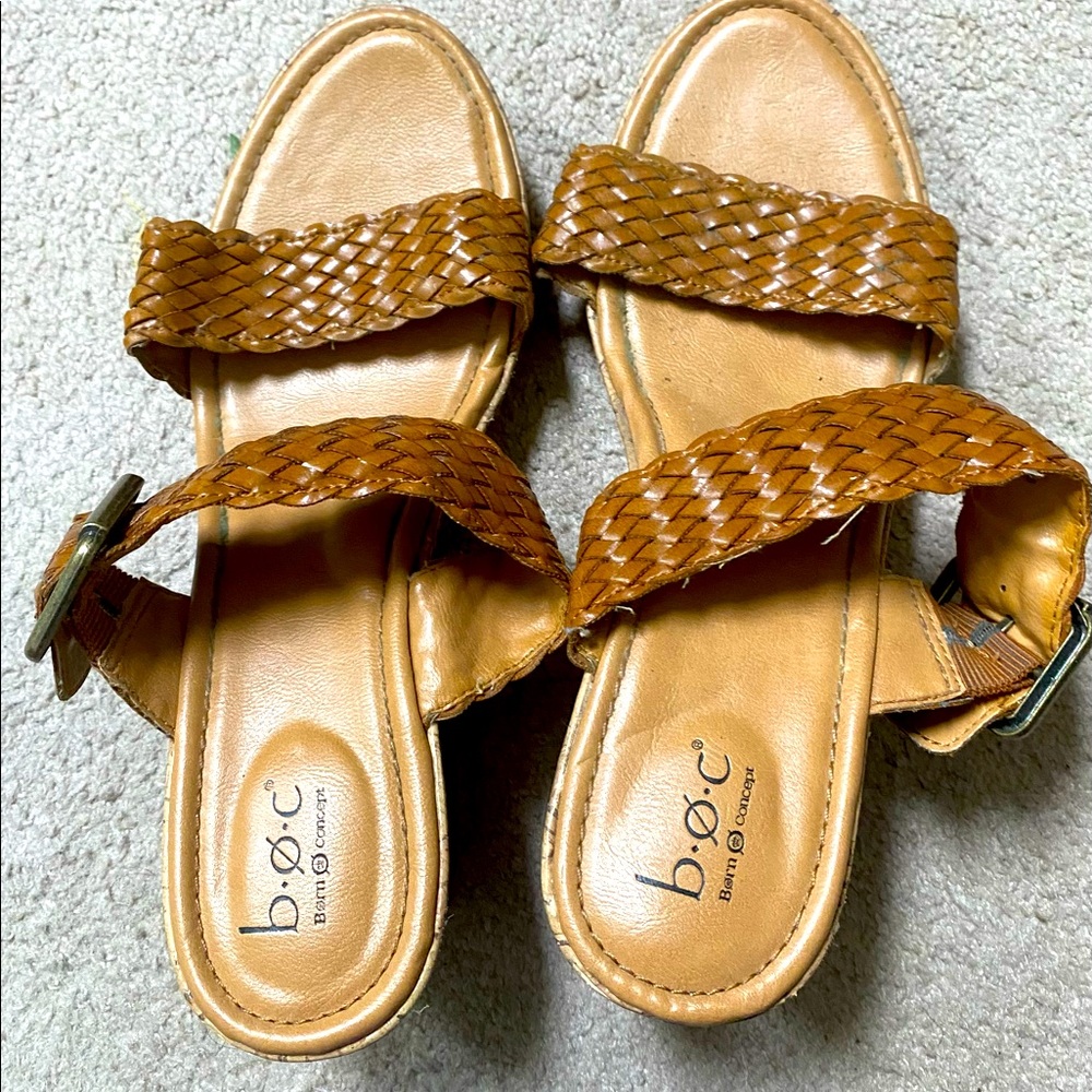 Wedge sandals